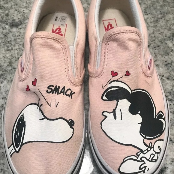 vans slip on peanuts snoopy chex skate shoe